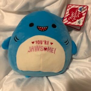 Squishmallows Valentine’s Shark